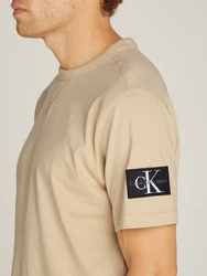 Calvin Klein Jeans T-Shirt BADGE REGULAR TEE Khaki/Beige/Braun