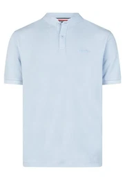 Poloshirt mit besonders pflegeleichten Material