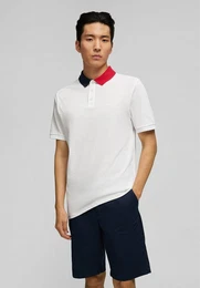 Poloshirt mit HD-Druck am Kragen
