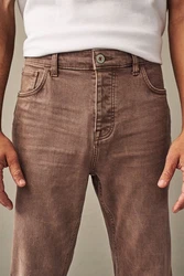 Next Regular-Fit-Jeans aus überfärbtem Denim Braun/Dunkelbraun/Khaki