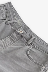Next Regular-Fit-Jeans aus überfärbtem Denim Hellgrau/Grau/Dunkelgrau