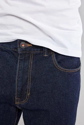 Next Authentische Straight Fit Jeans Dunkelblau/Blau/Lila