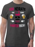 Shirtracer T-Shirt Ich heirate die sind nur zum saufen hier JGA Männer Lila/Rosa/Dunkelgrau/Braun/Grau