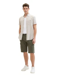 Bermudas mit aufgesetzten Taschen