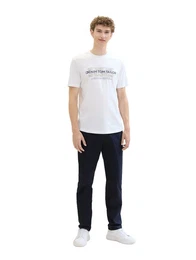 Chinohose mit seitlichen Eingrifftaschen