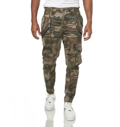 Cargohose mit modischen Details