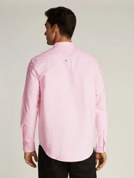 Tommy Jeans Langarmhemd TJM ENTRY REG OXFORD SHIRT mit Logoprägung Rosa