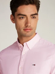 Tommy Jeans Langarmhemd TJM ENTRY REG OXFORD SHIRT mit Logoprägung Rosa