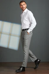 Next Stretch-Jeans Strukturiertes Signature Hemd mit Sportmanschetten Weiß/Creme