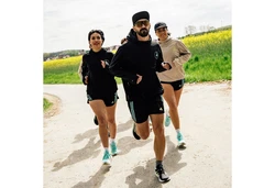 adidas Performance Sweatshorts OWN THE RUN 3-STREIFEN SHORTS 
