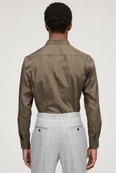 Next Langarmhemd Pflegeleichtes Slim Fit Hemd mit Sportmanschetten Dunkelgrün/Grün/Khaki