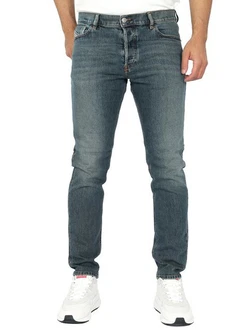 Diesel Straight-Jeans Slim Fit 1995 D-SARK