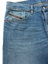 Diesel Tapered-fit Jeans Regular 2005 D-Fining 09F82 09F82