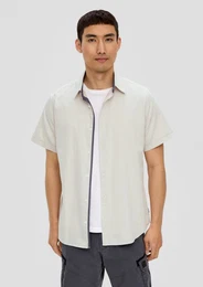 Kurzarmhemd Slim Fit: Kurzarmhemd mit Chambray-Details