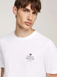 Tommy Hilfiger T-Shirt HILFIGER STACK TEE Mit Markenprint Weiß/Creme