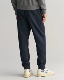 Chinos