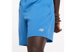 New Balance Laufshorts SPORT ESSENTIALS SHORT Blau/Hellblau