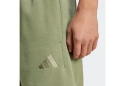 adidas Sportswear Shorts SZN FL SHO Dunkelgrün/Khaki/Grün