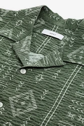 Next Kurzarmhemd Navajo-Stil Kubakragen Grün/Dunkelgrün/Türkis