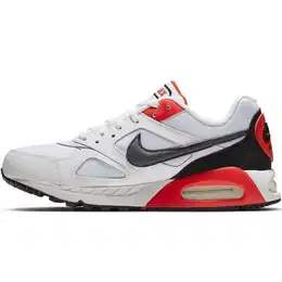 Air Max IVO Sneaker