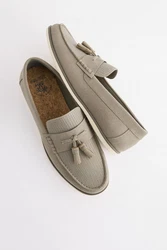 Next Loafer mit Prägung und Quaste Khaki/Grau/Beige/Braun