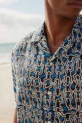 Next Kurzarmhemd mit Print Keith Haring Blau/Mischfarben