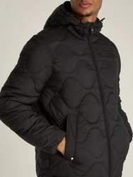 TOMMY HILFIGER Jacke 'ONION' schwarz