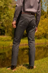Next Stretch-Hose Slim Fit Jeans-Stil mit Gürtel Dunkelgrau/Hellgrau/Grau/Khaki