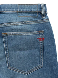 Diesel Straight Jeans Regular Hose Style D-Viker (2020) 09F82