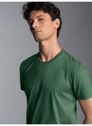 Trigema T-Shirt Slim Fit Dunkelgrün/Grün