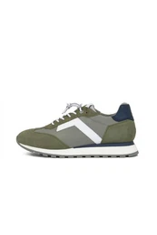 Spring Sneaker
