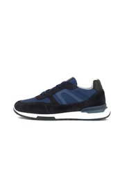 Swift Sneaker