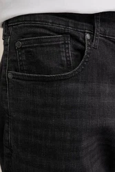 WE Fashion Regular-fit Jeans 