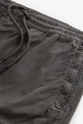 Next Cargohose Regular Fit Utility+Cargohose Khaki/Dunkelgrau/Dunkelgrün