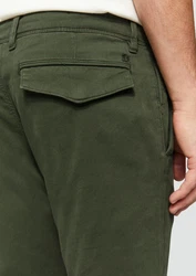 s.Oliver Stoffhose Regular Fit Strukturierte Chino Garment Dye Dunkelgrün/Khaki/Grün