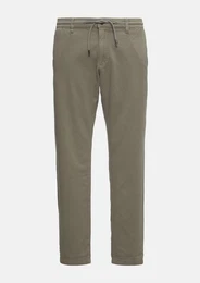 Stoffhose Regular: Chino-Jogger mit elastischem Bund Garment Dye