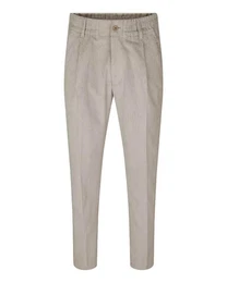 Chinos