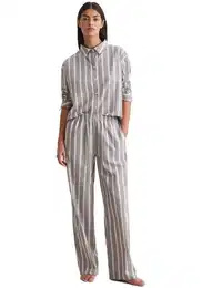 Loungehose mit weitem, locker fallendem Bein