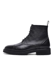 Winston CDB6 Schnrboots