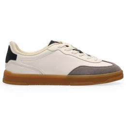 Slim Sneaker