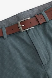 Next Weiche Slim Fit Chinohose mit Gürtel und Print 