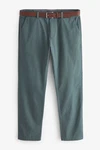 Next Weiche Slim Fit Chinohose mit Gürtel und Print Next Weiche Slim Fit Chinohose mit Gürtel und Print