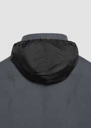 Allwetterjacke Geftterte Jacke mit aufgesetzten Taschen im Utility-Stil Tape