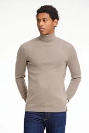 Rollkragenpullover mit Rollkragen
