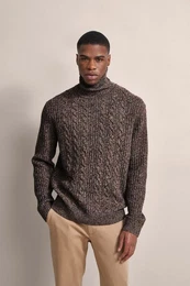 Rollkragenpullover mit Rollkragen