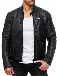 Lederimitatjacke mit aufflligen Absteppungen im modischen Bikerstil auch in groen Gren erhltlich