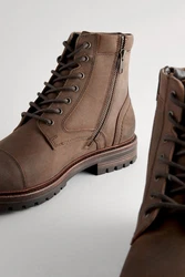 Next Lederstiefel mit Zehenkappe Schnürstiefelette Braun/Beige
