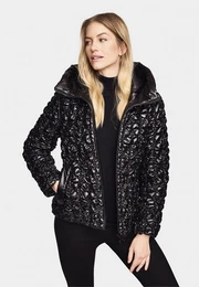 Steppjacke mit Funktionskapuze