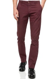 Chinohose im Regular Fit