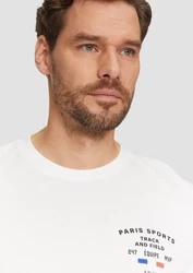 s.Oliver Kurzarmshirt T-Shirt mit Frontprint Artwork Creme/Weiß